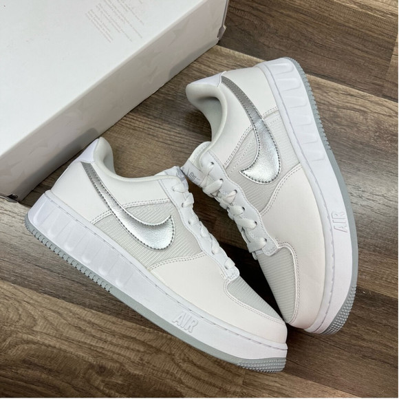 Nike Air Force 1 Unity - Picture 2 of 5